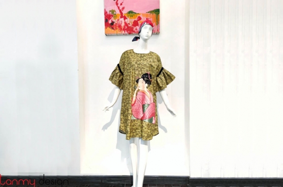 Kimono dress with Geisha embroidery